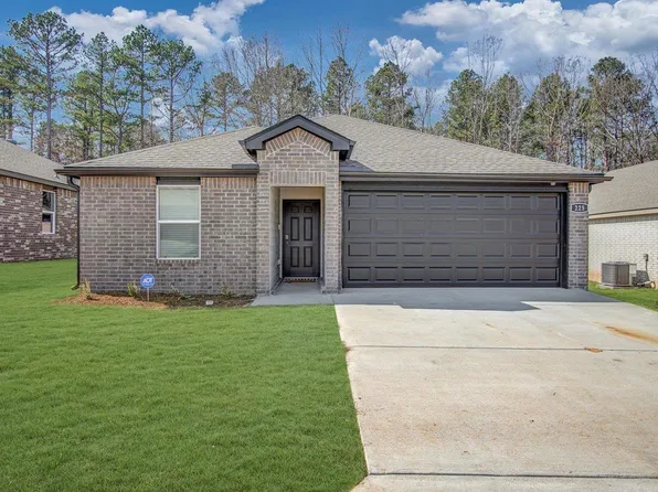 225 Bighorn Trl, Maumelle, AR 72113