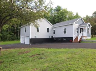 81 Gardner Rd, Templeton, MA 01468