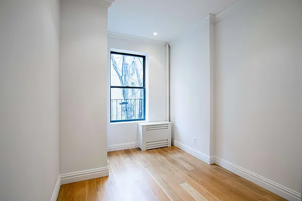 Rented by Nooklyn NYC LLC | media 51