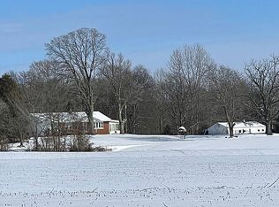 2842 Old Evansville Rd, New Harmony, IN 47631