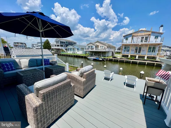 27 W Atlantic St, Fenwick Island, DE 19944
