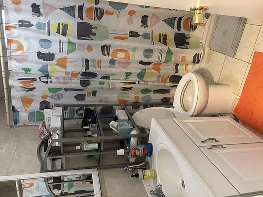 Rented by Metropolis International Realty Inc. | media 21