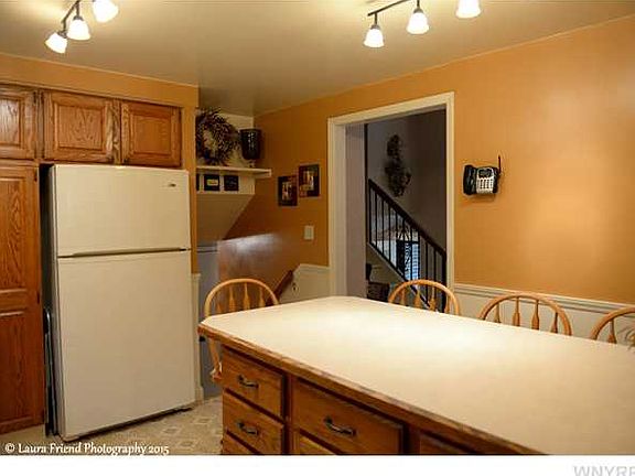 5th image of 78 Bramhill Ct