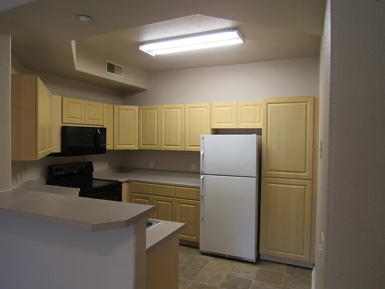 5303 N 7th St #208 — Photo 5