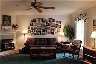 3rd image of 104 Live Oak Dr