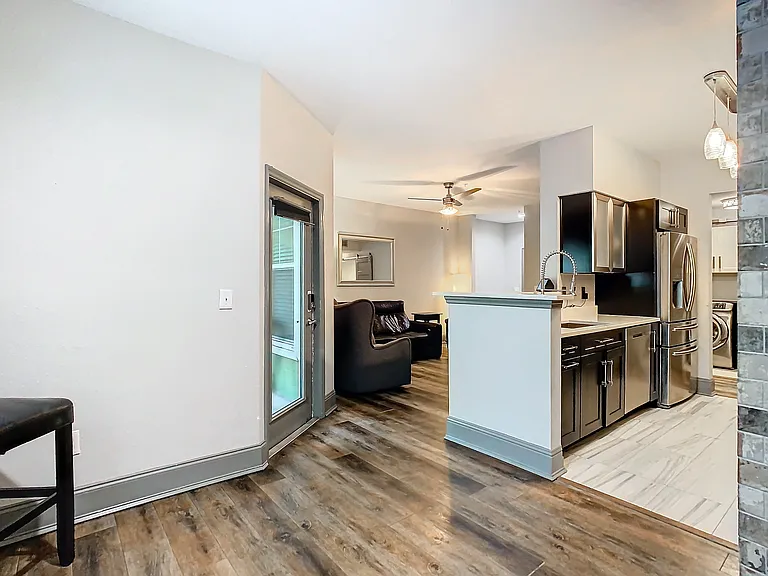 1910 E Palm Ave #11101 — Photo 37