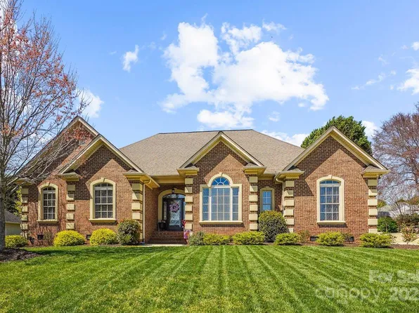 2508 Shaggy Bark Ct, Belmont, NC 28012