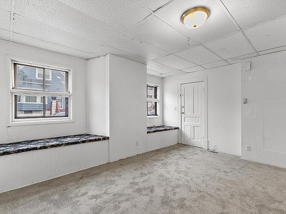 4th image of 2421 S 5th PLACE