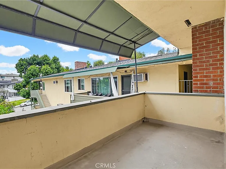 312 Raymondale Dr — Photo 14