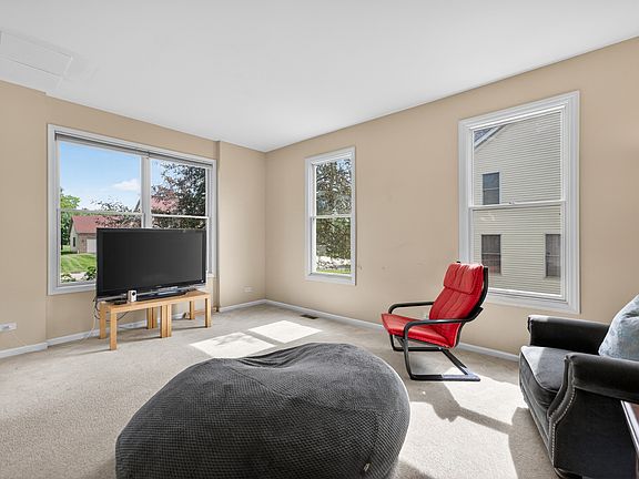 5th image of 5701 Caribou Ln