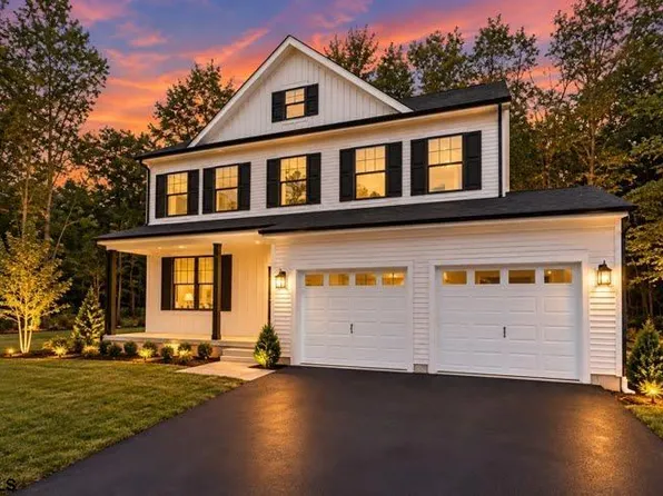 102 Blue Anchor Rd, Sicklerville, NJ 08402