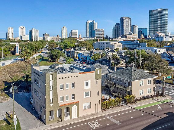 3rd image of 409 8th St N APT 10