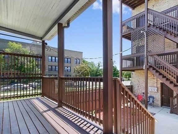 5th image of 2906 W North Ave #1