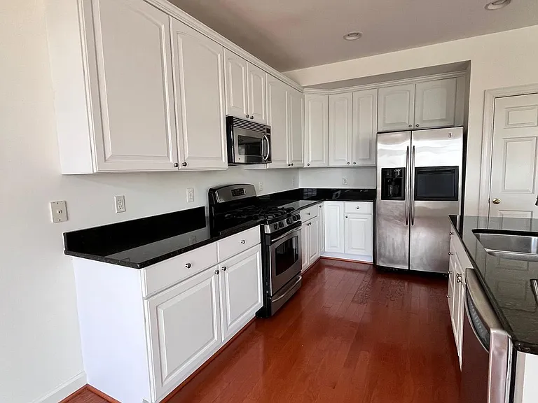 5605 Harrington Falls Ln #F — Photo 25