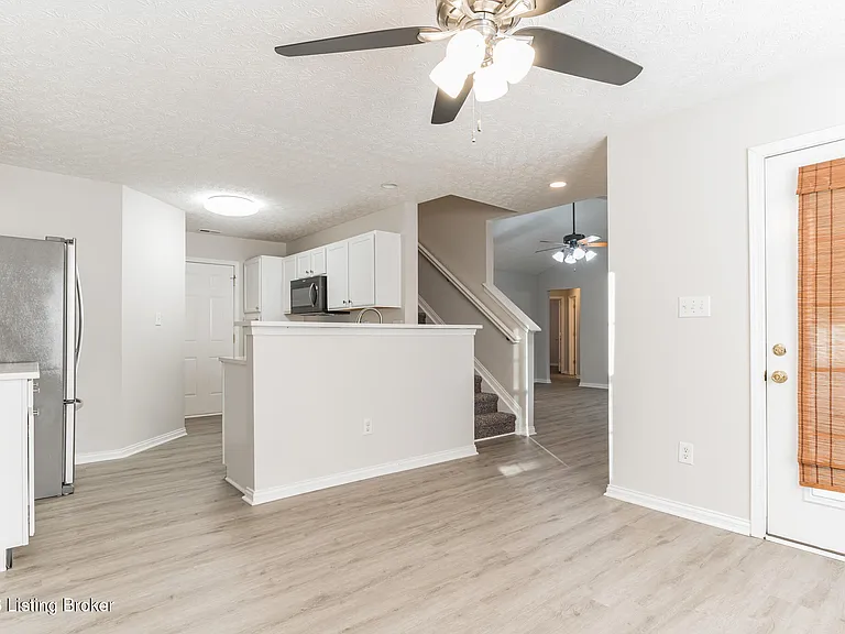 7121 Blue Stream Ct — Photo 6