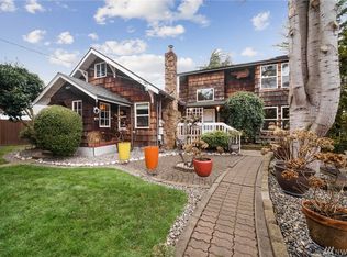 211 8th St NW, Puyallup, WA 98371