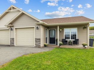 95 Mercedes Dr, Cornwall, PE C0A1H3