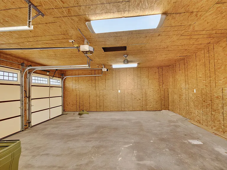 3208 Woodstone Dr — Photo 35
