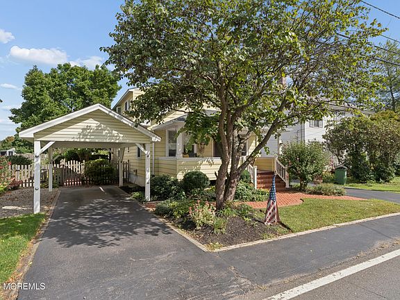 4th image of 49 Laurel Avenue