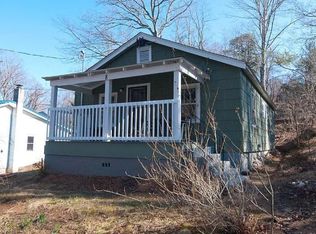 8 Arbutus Rd, Asheville, NC 28805