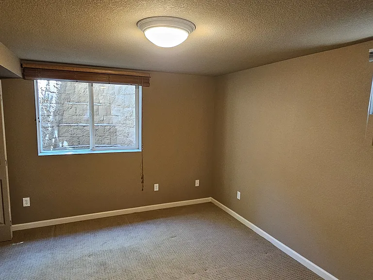 928 N Taft Hill Rd — Photo 6