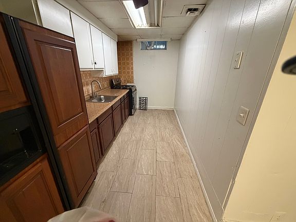 5th image of 511 Rappolla St