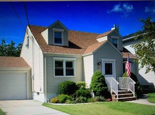 111 E 11th St, Linden, NJ 07036