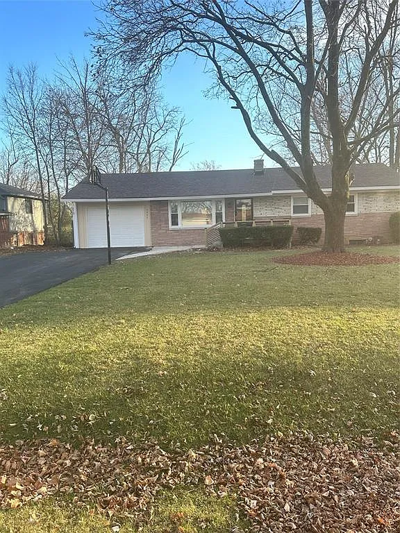 5907 Laurel Hall Dr photo 1