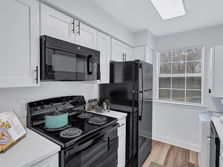 Rolling Brook Village — Photo 11