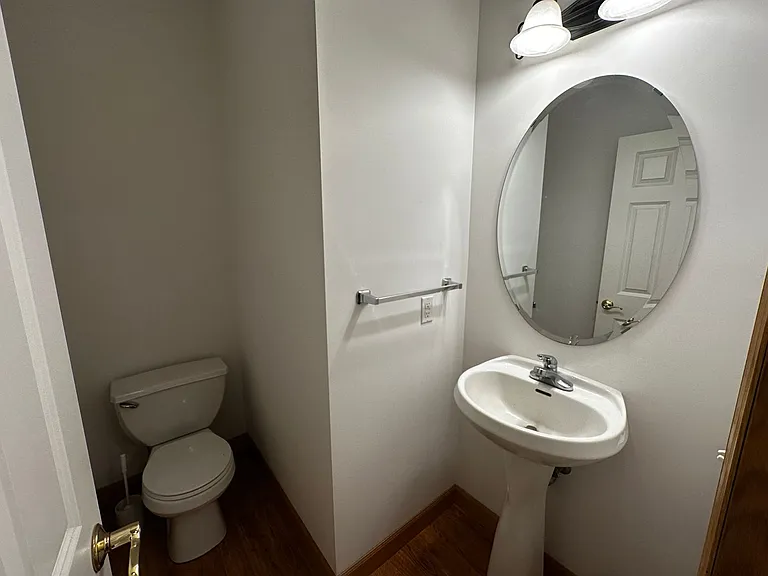 5793 Mount Curve Blvd — Photo 21