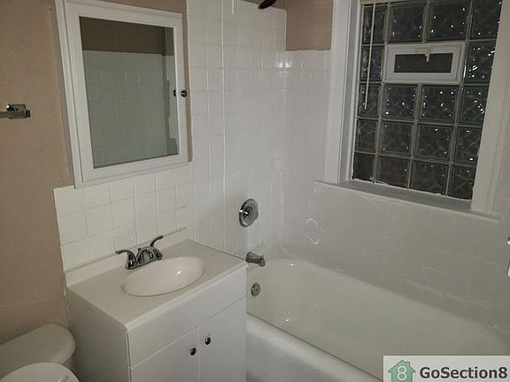 5th image of 6331 S California Ave #2W