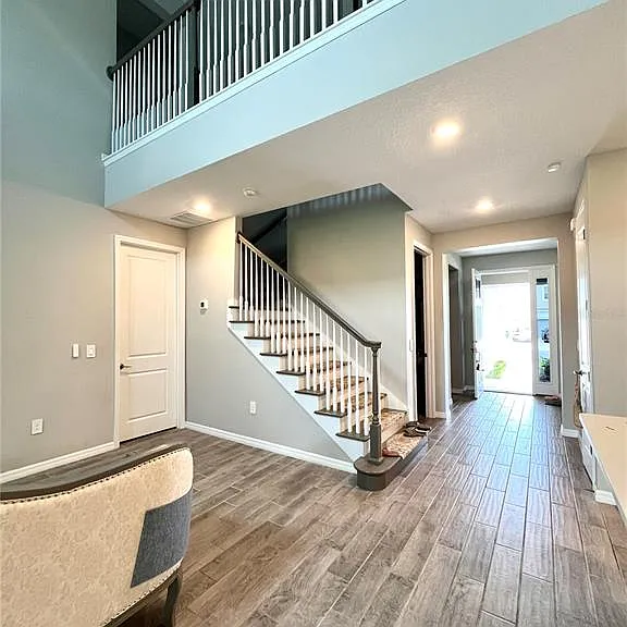 2853 High Pointe St — Photo 8