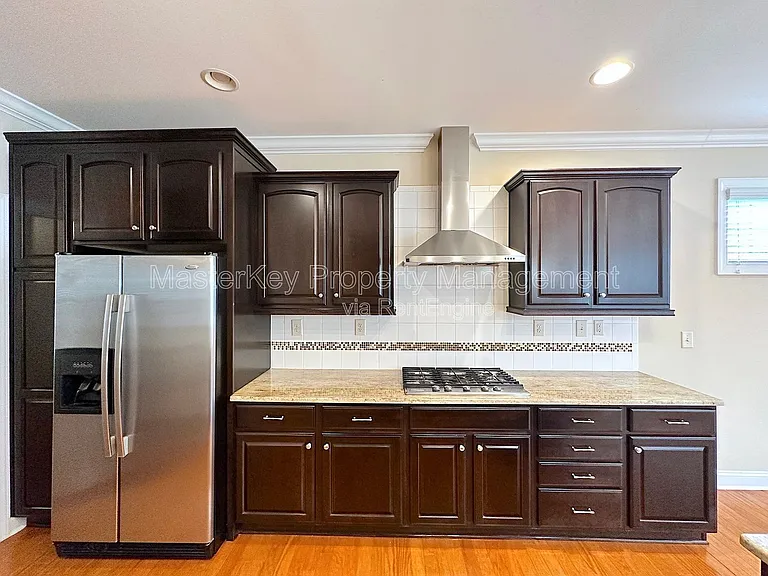 906 Keaton Ridge Ct — Photo 38