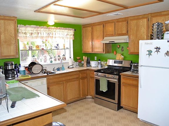 2nd image of 17125 Forest Hills Dr
