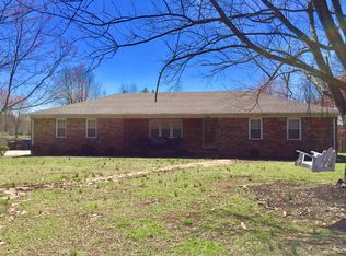 250 Les Lee Dr, Paducah, KY 42001