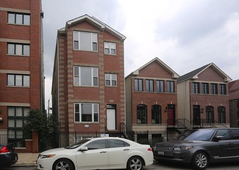 1st image of 2039 W Superior St #Fl02nd