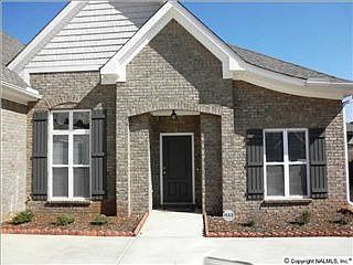 2nd image of 122 Thornberry Ln