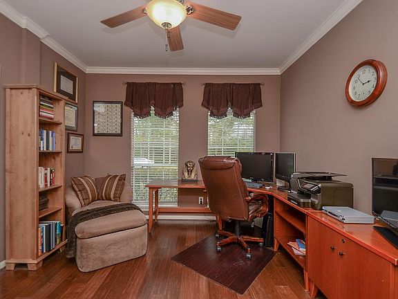 5th image of 5106 Hollow Branch Dr