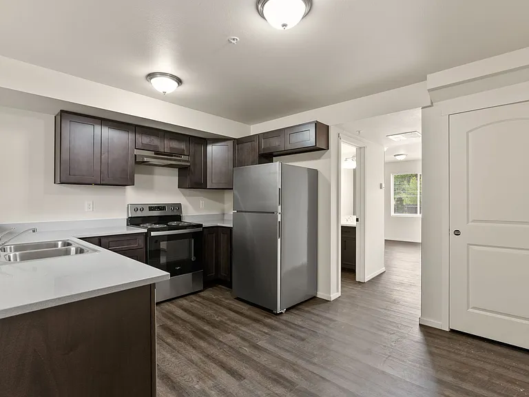 Pence Properties Alki — Photo 24