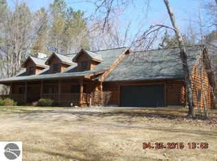 222 N Imperial Dr, Tawas City, MI 48763