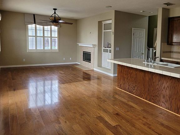 3rd image of 9454 Rush Creek Ct