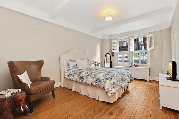 Sold by Corcoran | media 13