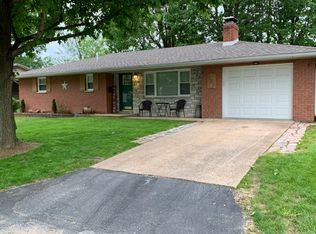 623 Mark Dr, Waterloo, IL 62298