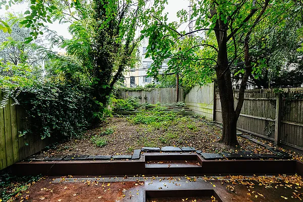 Rented by Avenues Real Estate | media 37