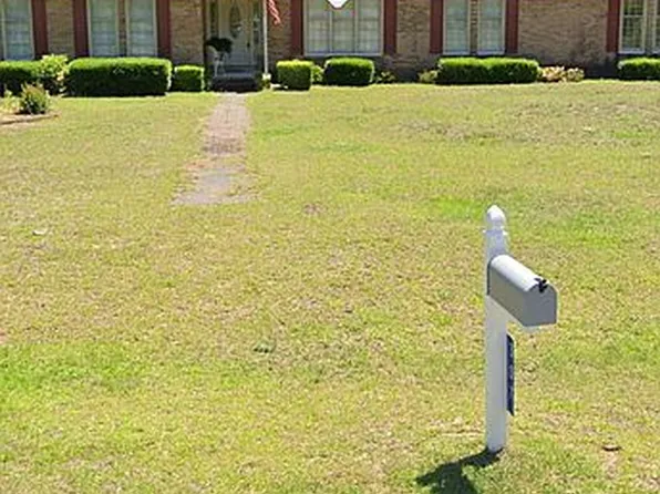 307 Crestwood Dr, Goldsboro, NC 27530