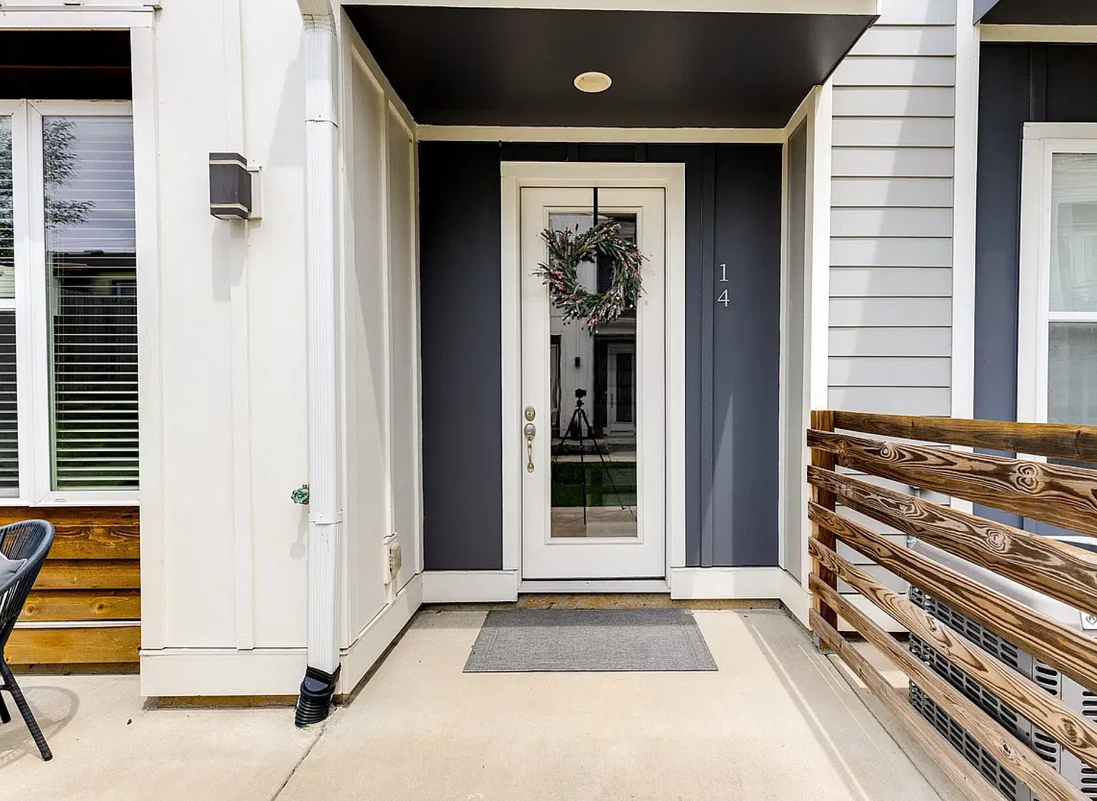 2 bed, 2.5 bath, 1175 sqft, $2,950 — Photo 2