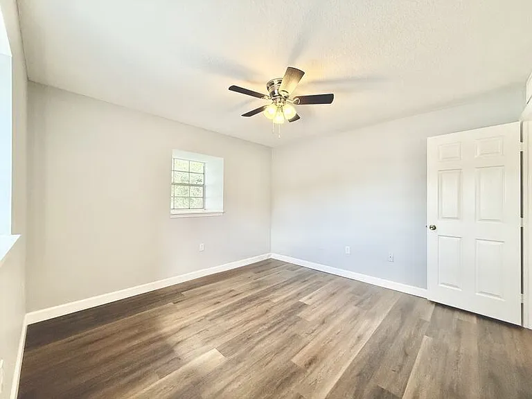 1712 Belleair Forest Dr #D — Photo 19