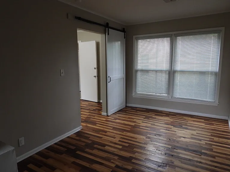 4056 E 25th Pl — Photo 15