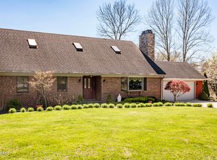 2030 Crystal Dr, La Grange, KY 40031