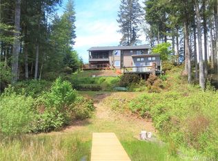 2231 E Trails End Dr, Belfair, WA 98528